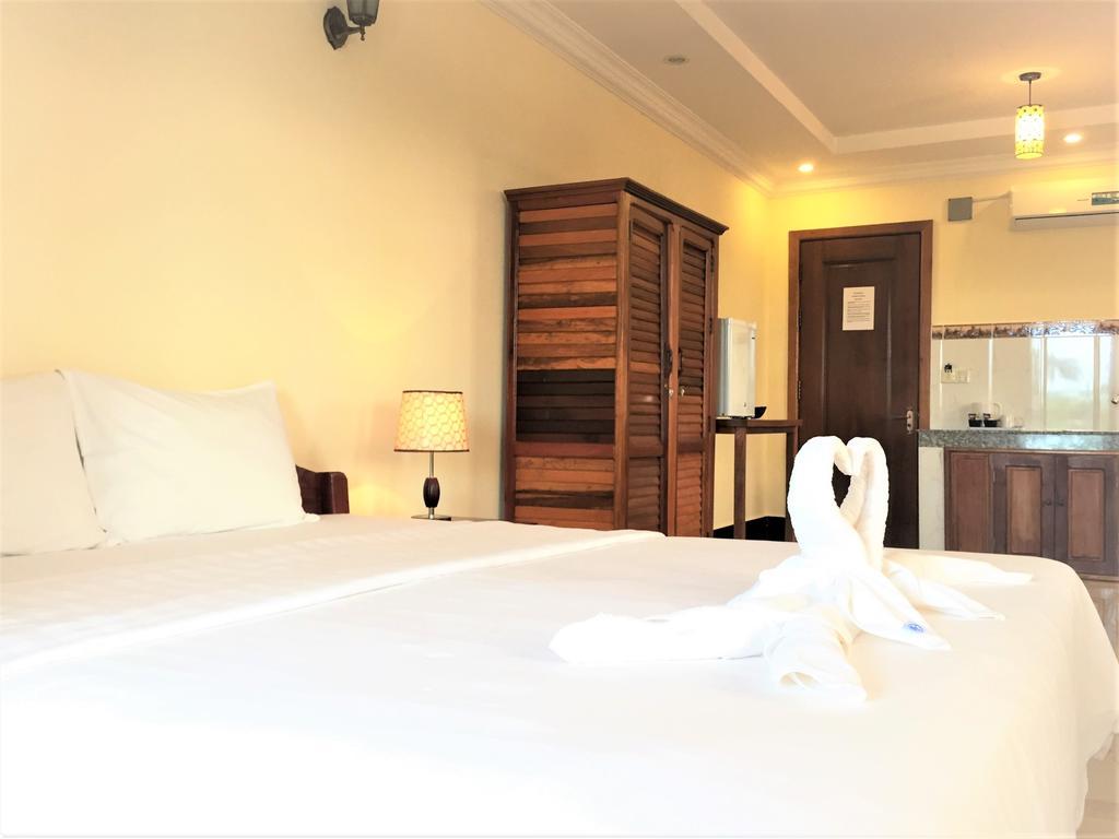 Pink Sands Villa (Adults Only) Kampot Bagian luar foto