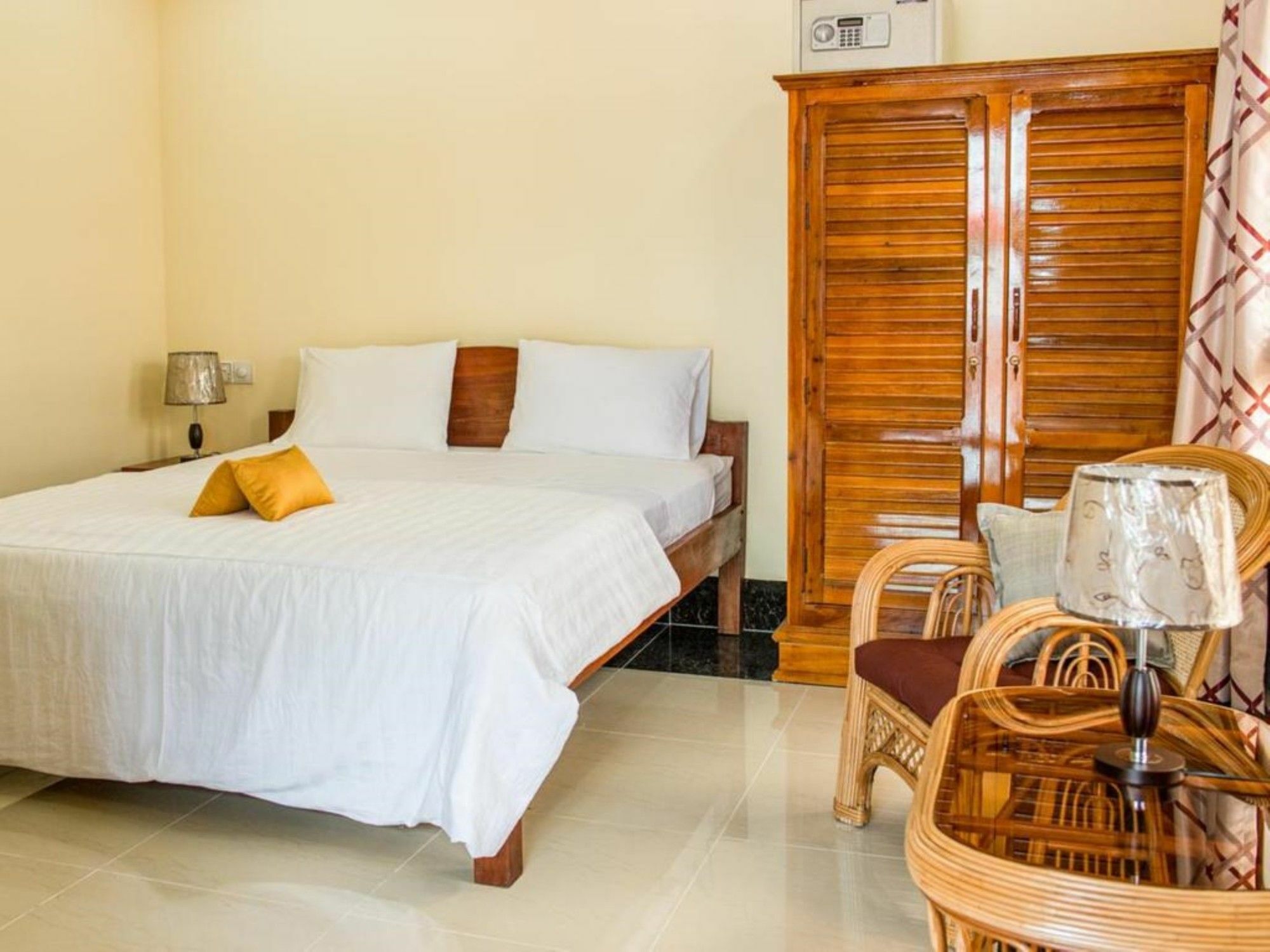 Pink Sands Villa (Adults Only) Kampot Bagian luar foto