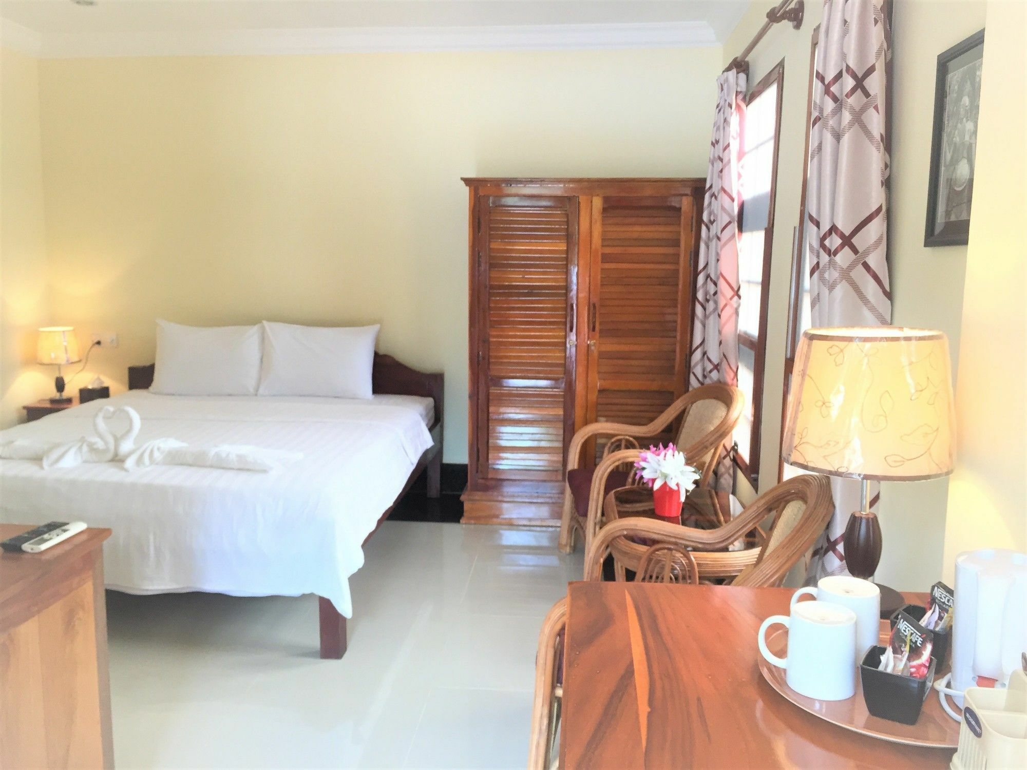 Pink Sands Villa (Adults Only) Kampot Bagian luar foto
